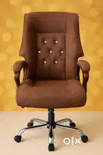New Luxury High-Back Office Chair with Diamond-Studded Design