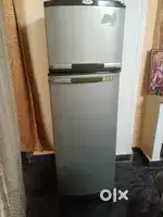 Whirlpool ice magic double door fridge
