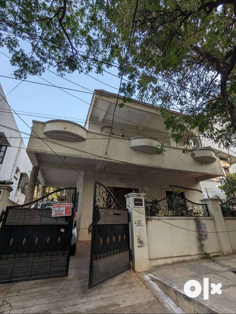5000 sqft Independent House West Marredpally, 5BHK with 2 Car Parking