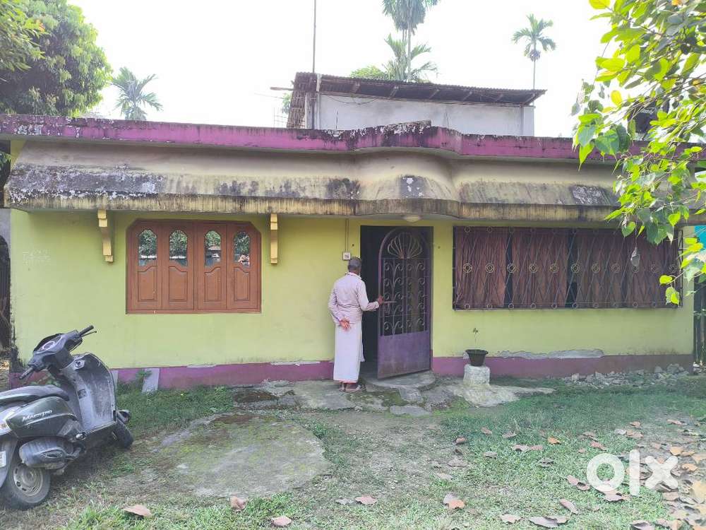 I want to sell my 4BHK ready to move in House.