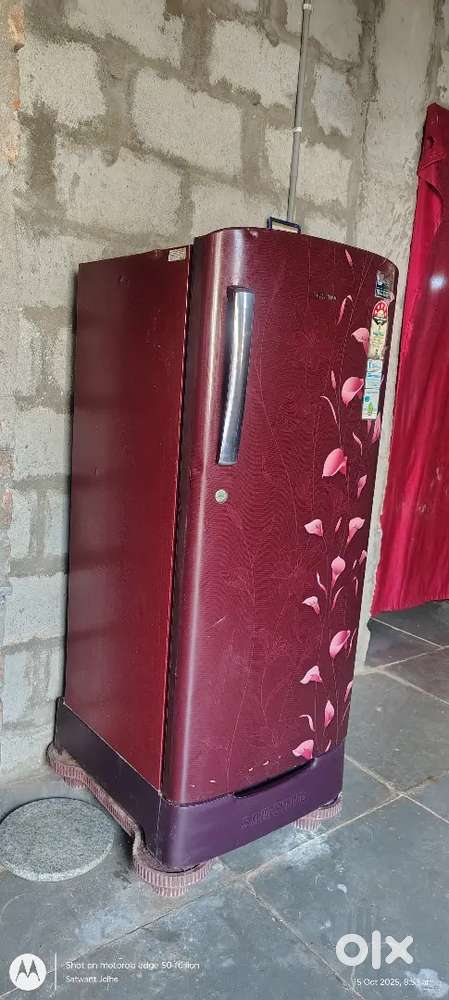 Samsang selling 7500