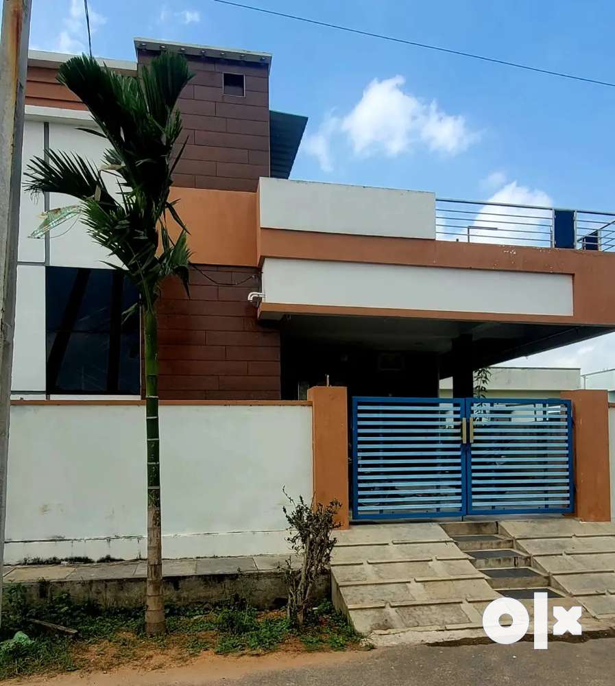 3BHK beautiful house in peace location
