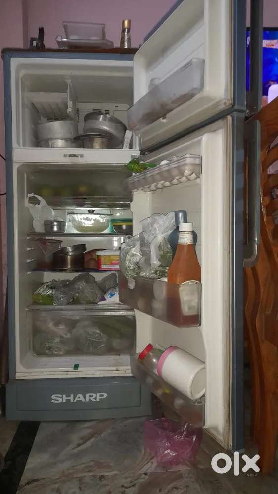 Sharp Dubble Door Fridge