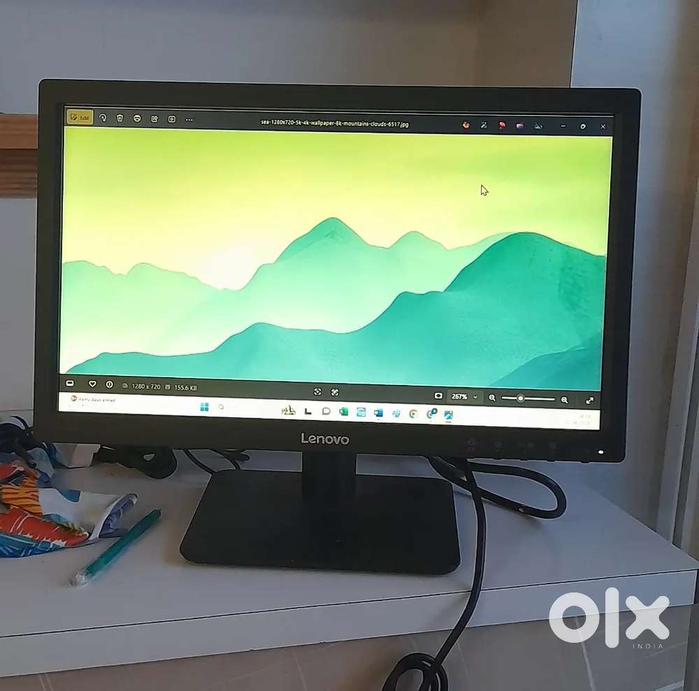 Lenovo monitor 18.5