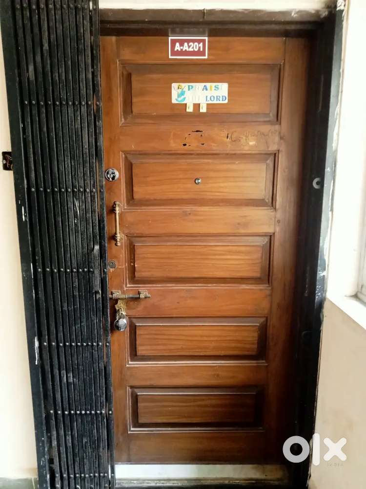 Prime location Parra 2 BHK flat for rent get it complex