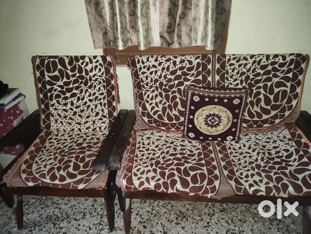 Sofa set of 1 with 2 seat other 2 single set