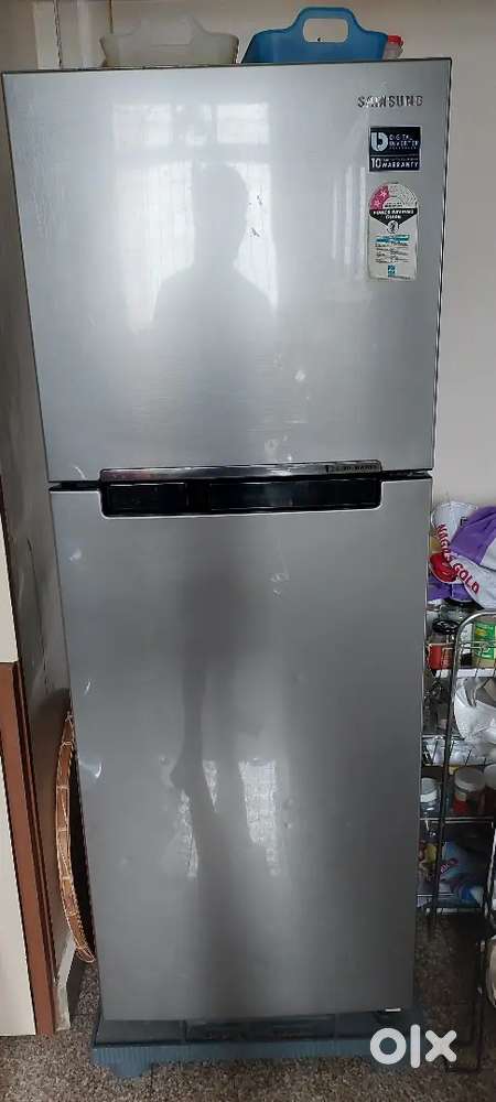 Samsung brand new fridge type is frost free 234 litre digital inverter