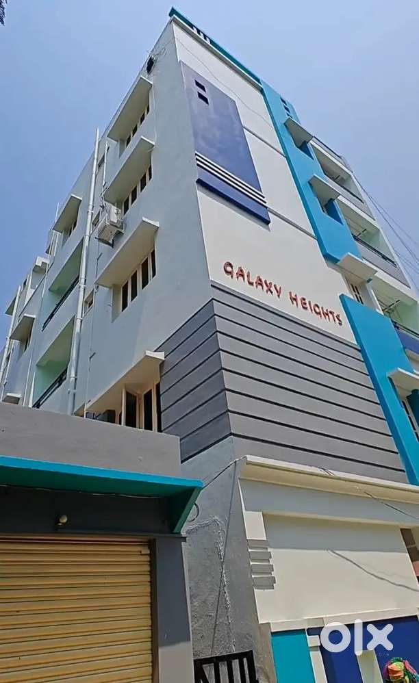 Dlx Pent house with 1 big bhk