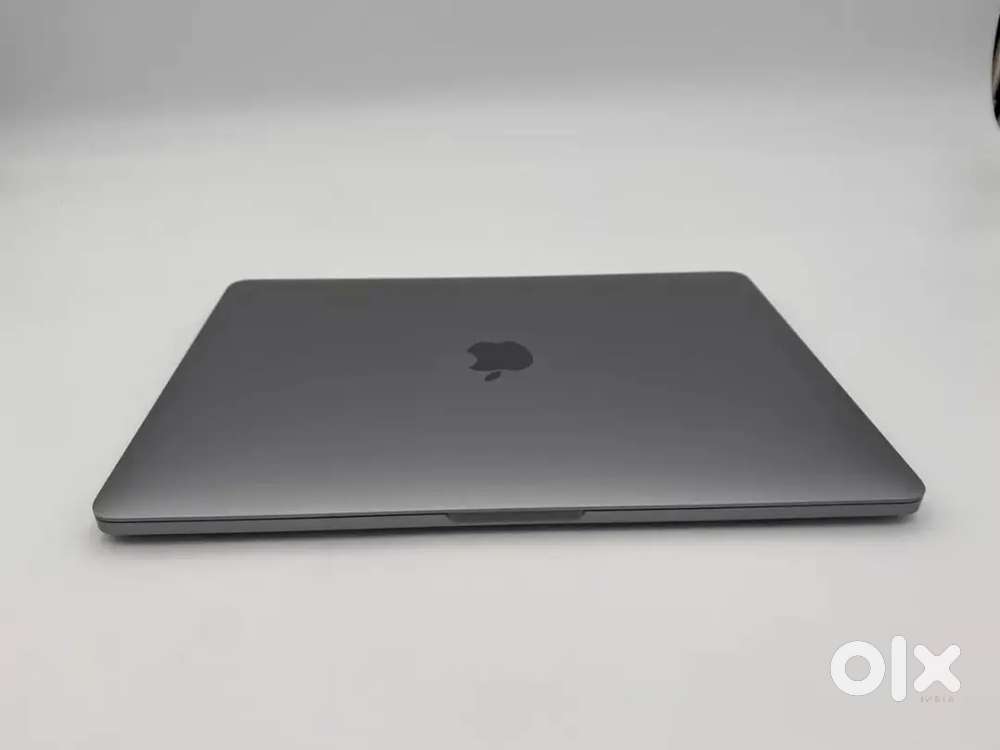 Apple MacBook Pro 2020 13  M1 8/8 core CPU/GPU  16GB 256GB SSD