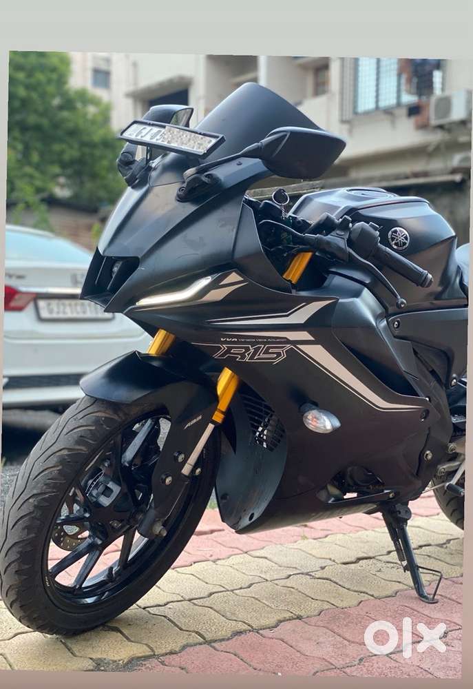 1 owner R15 v3 2022 End