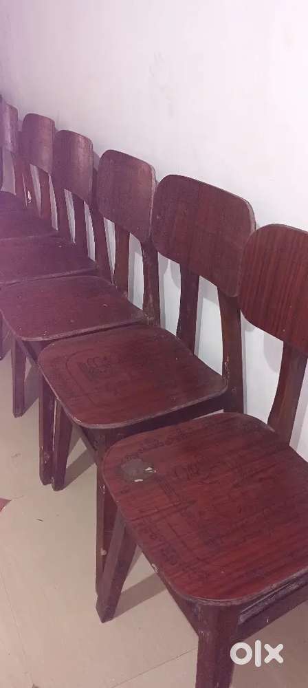 OLD FURNITURE FOR SALE AT JUST RS.1000