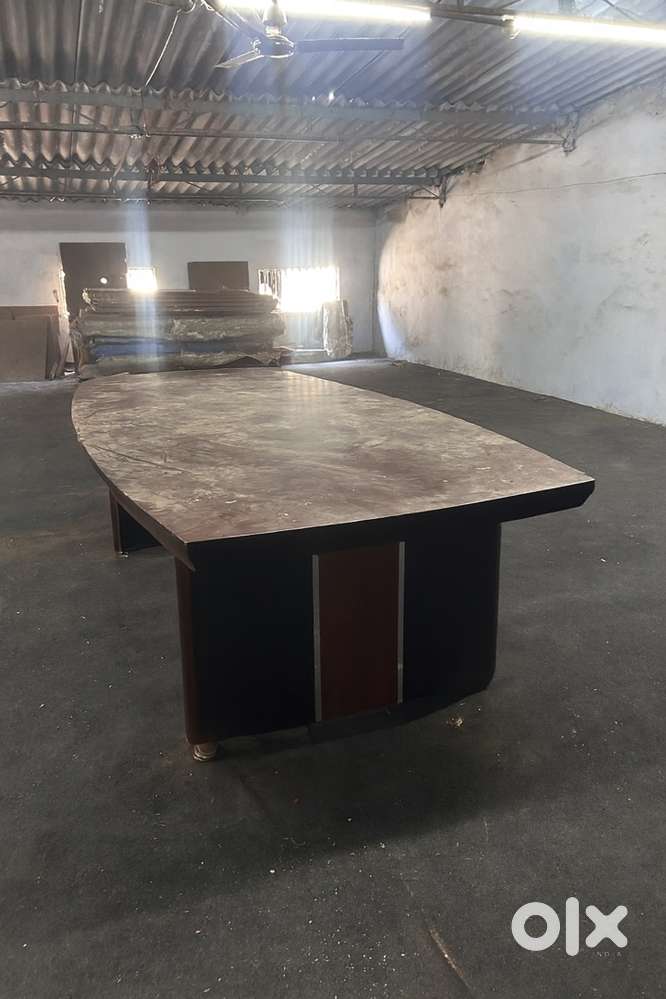 CONFERENCE TABLE FROM SAUDI ARABIA
