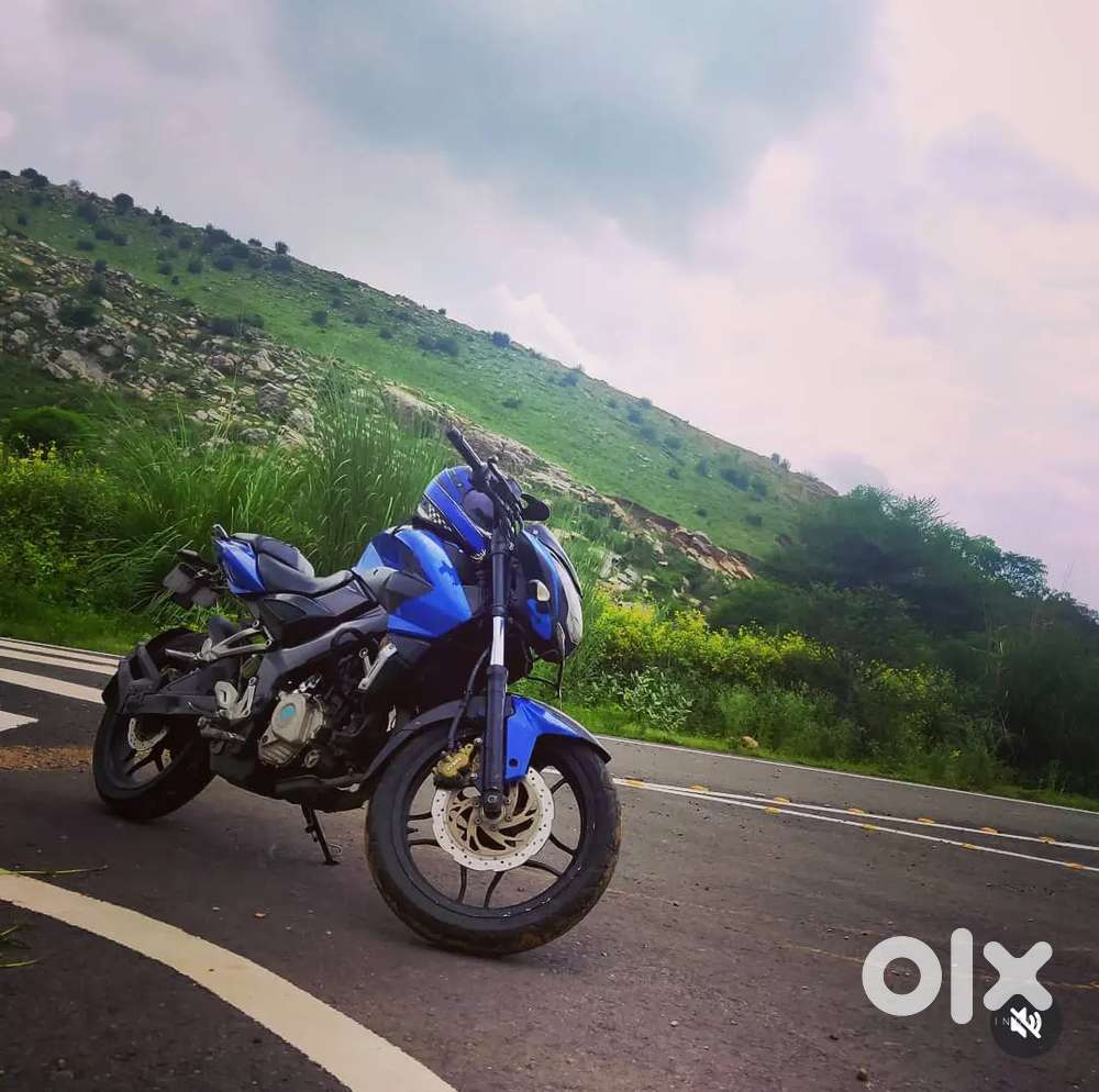 पल्सर एनएस200, कीमत - 50000