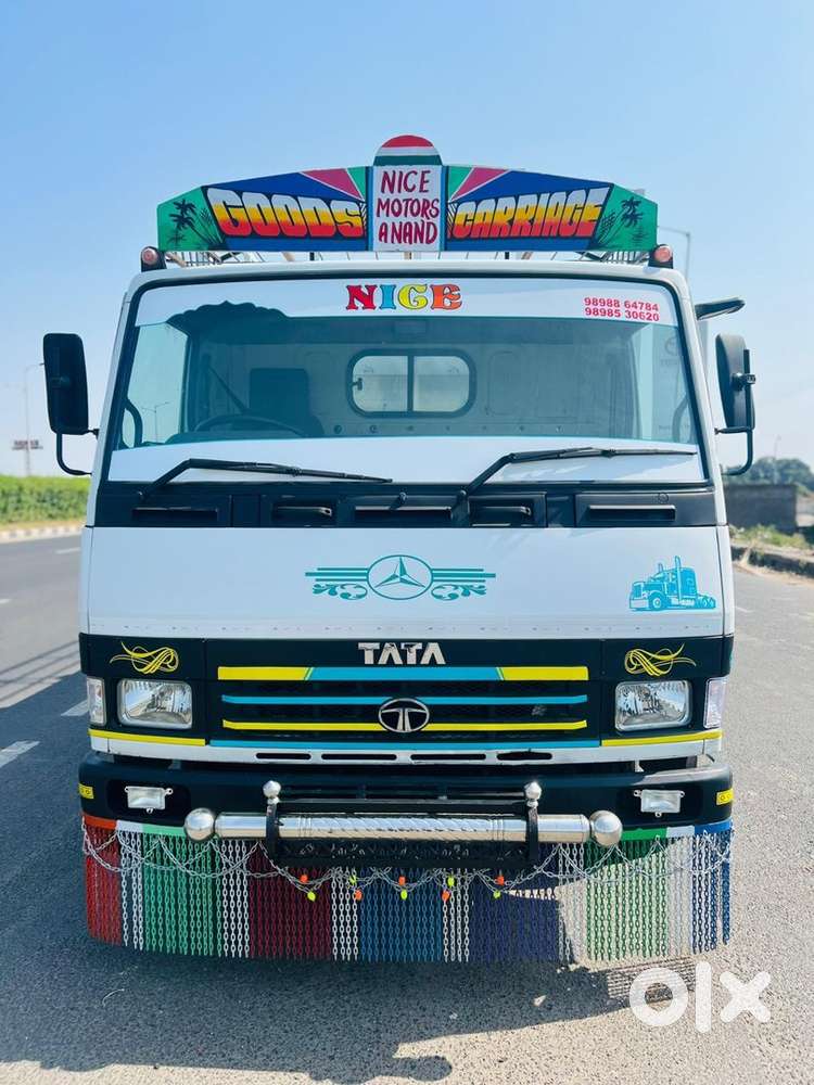 Tata 810 17feet