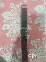 Sonata watch  with day and date setting in good condition