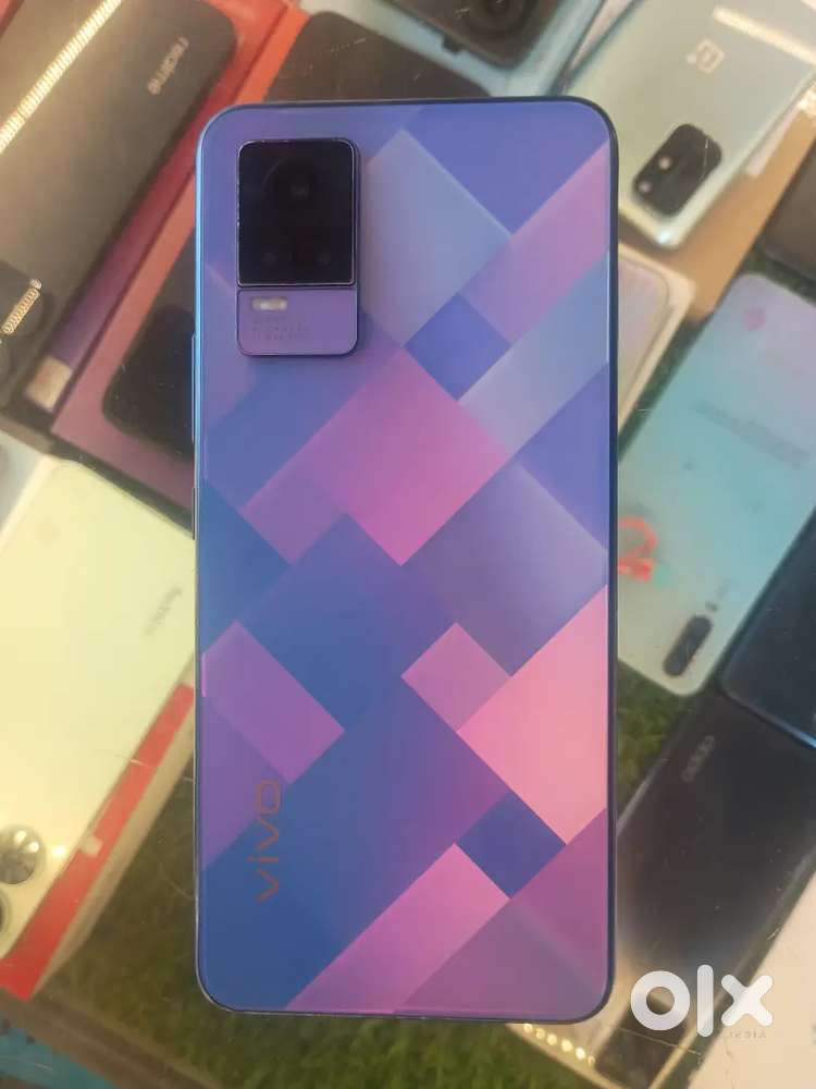 Vivo Y73 128gb & 8 Ram finger display