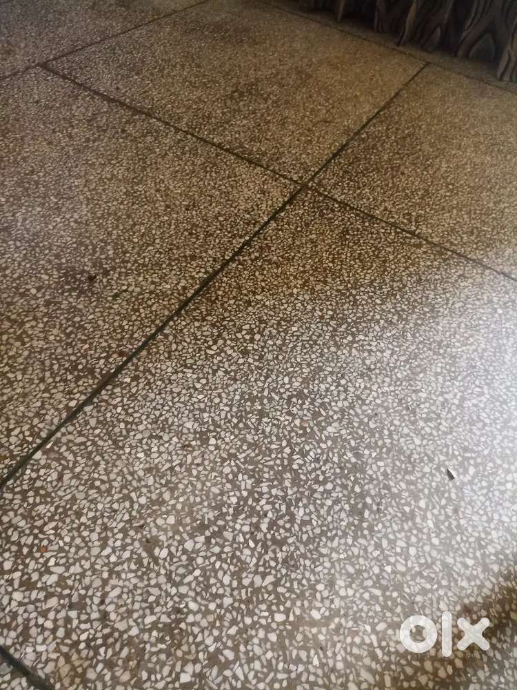 1000 SQ FT HALL FOR RENT IN NANAK NAGAR NEAR SANJAY NAGAR