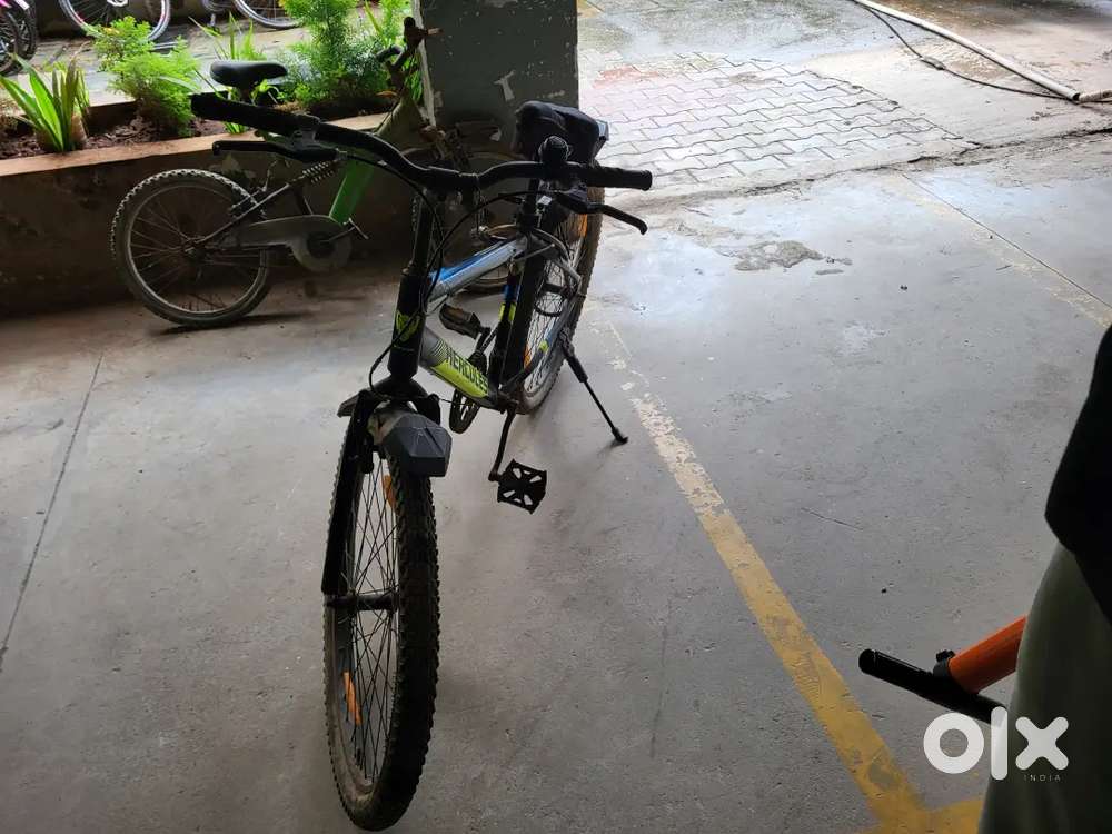 L size Cycle in Good condition for immediate sale