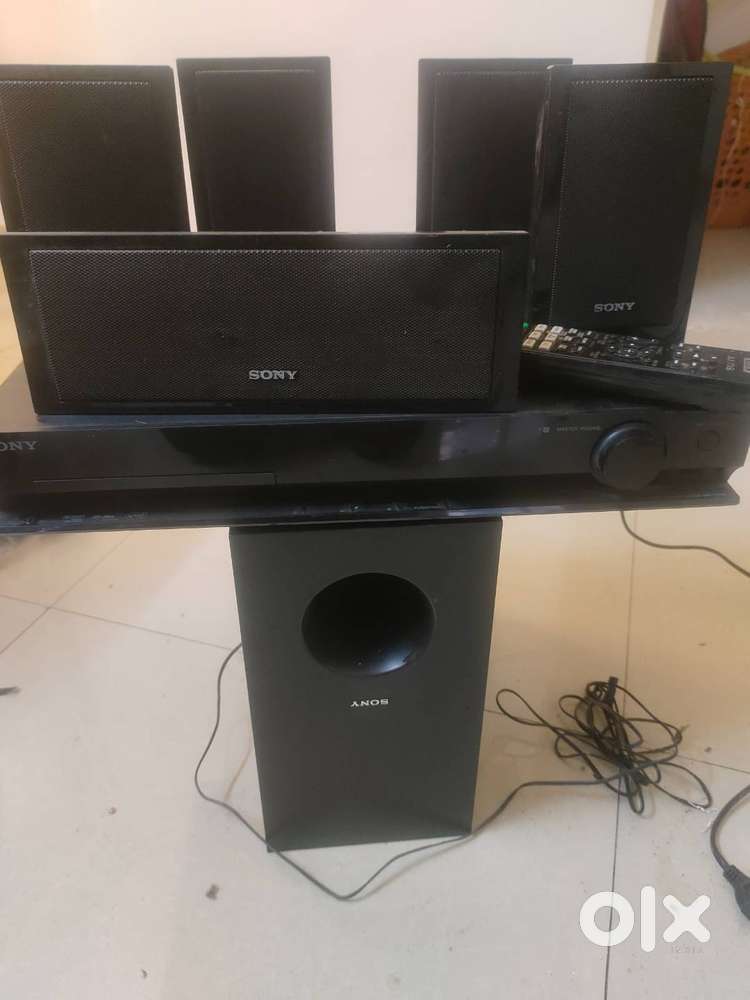 Sony speakers,woofers and player