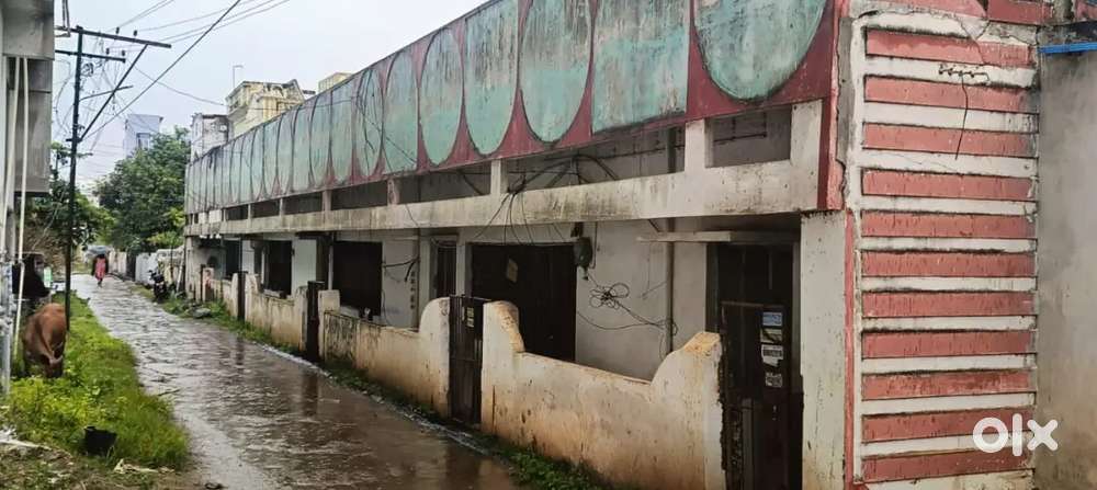 Commercial shop and house for sale in CDM