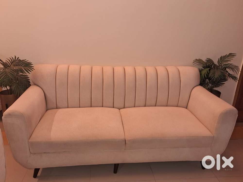 5 Seater off white Sofa 3+2 Sofa