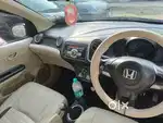 Mobile 2016 model bht achi gari h koi kami nhi h paiso ki zarurat hai