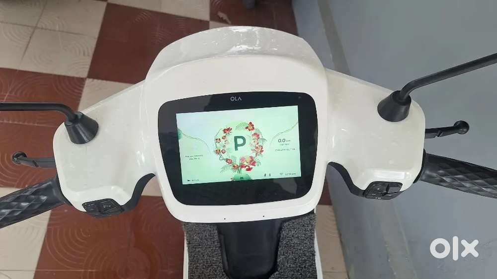 OLA S 1 Air Good Condition  Single owner used  Company service