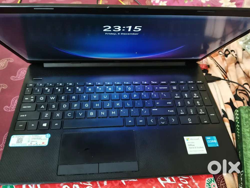 Hp laptop i3 11th gen in Good condition