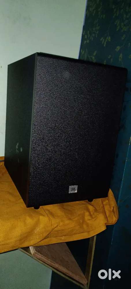 JBL  home theatre