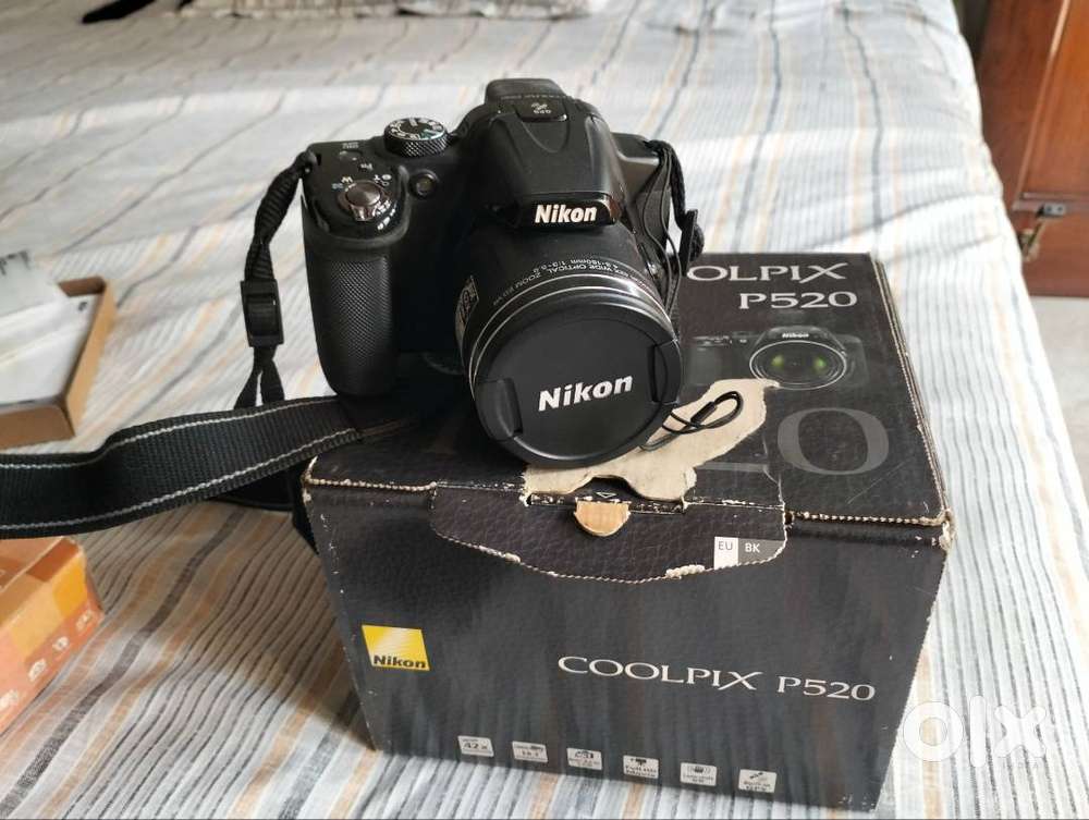 Nikon Samsung Cannon