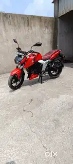 Apache RTR 160 4v