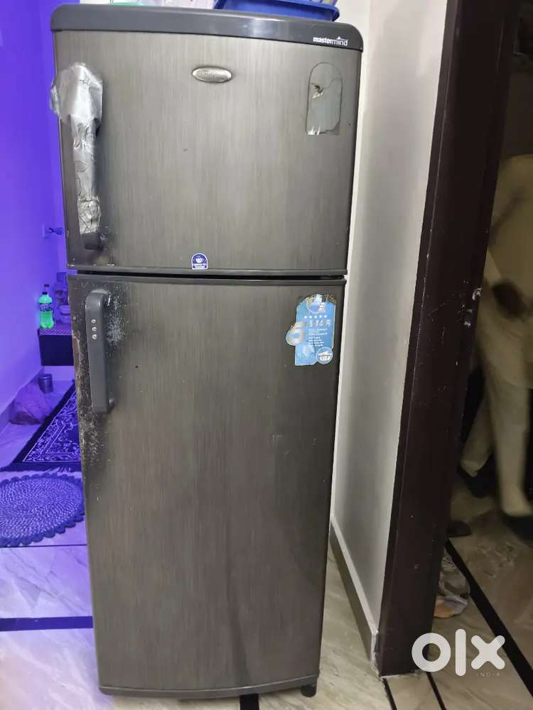 Good condition double door fridge