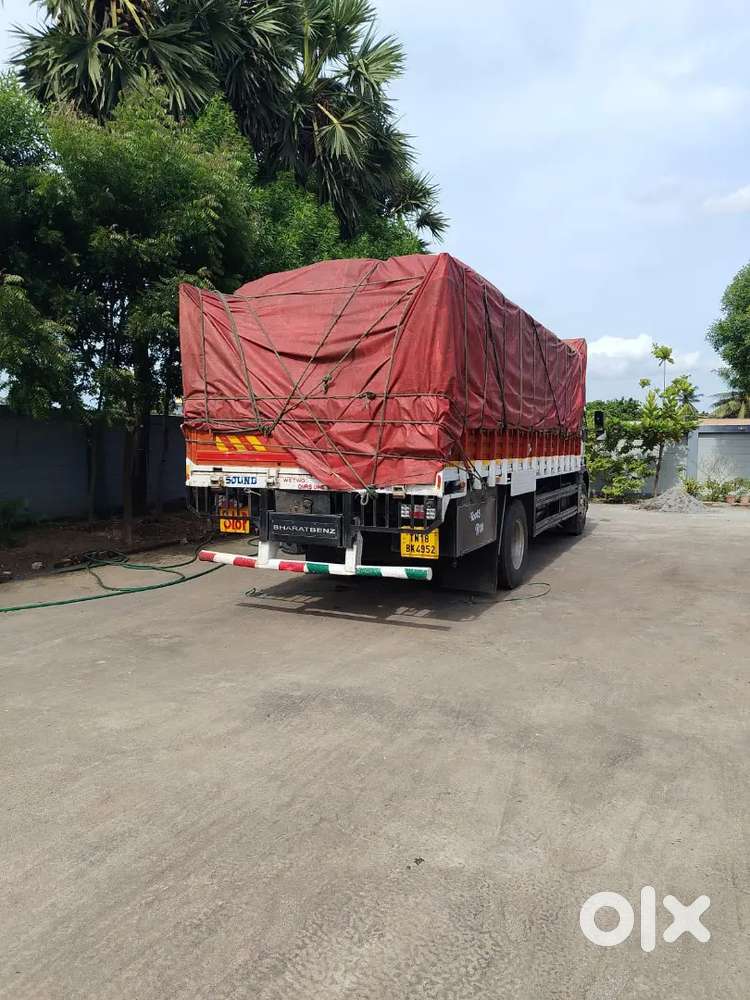 Heavy driver bhrat benz 22 feet open