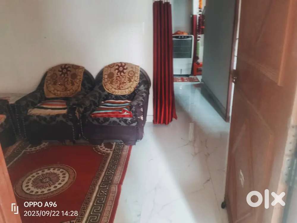 70 Gaj house for urgent sell 32 lacs