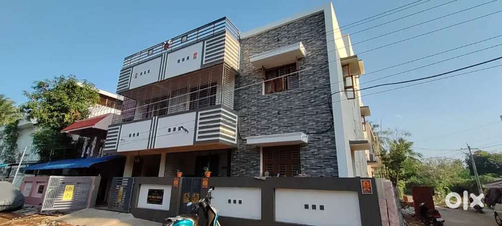 1st Floor House for rent (Balaji nagar near muthupillaimandapam)