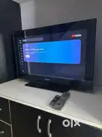 Sony Bravia 32 inch LCD tv