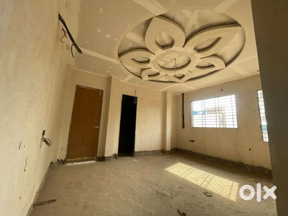 5bhk corner Triplex for sale in western court near by JK Hospital