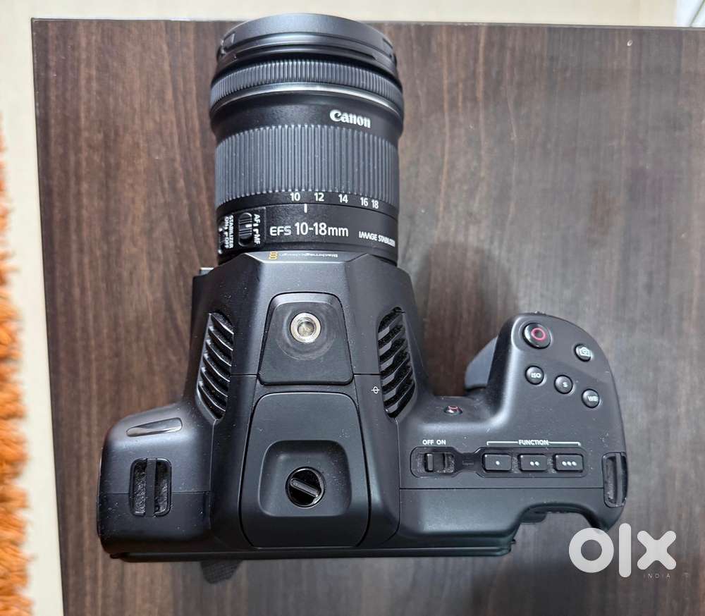  Blackmagic Pocket Cinema Camera 6K Gen 2 – Complete Filmmaker Kit