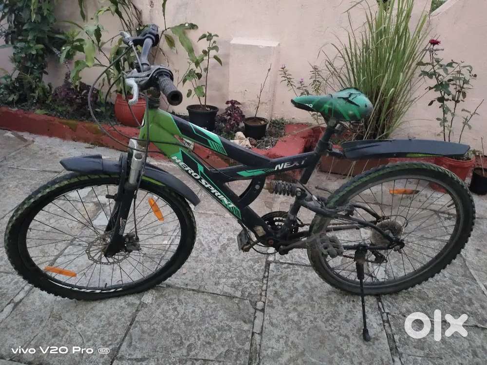 Hero sprint Bicycle - 18 gears , excellent condition