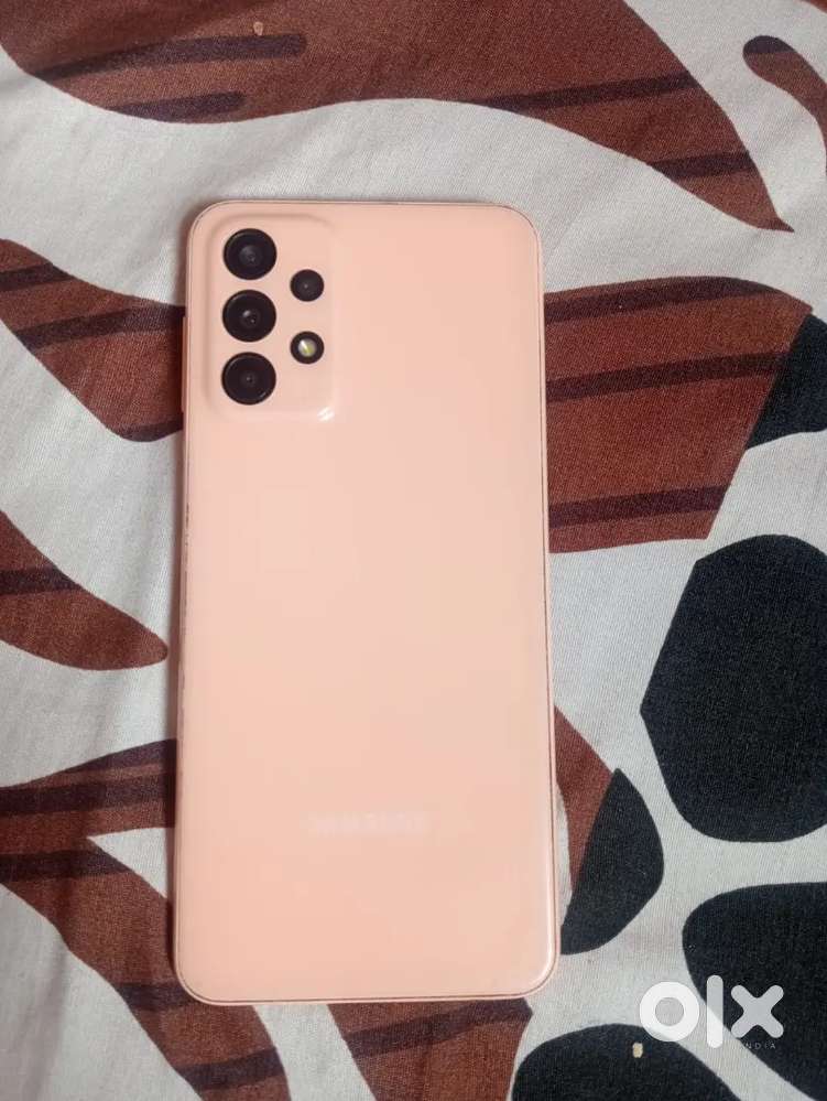 No scratch good condition with Samsung A23 5G an phone  bill box