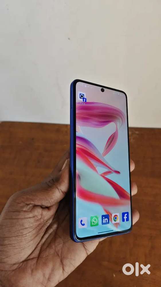 Edge 60 stylus 6 months old