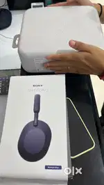 SONY XM5 WIRELESS HEADPHONES