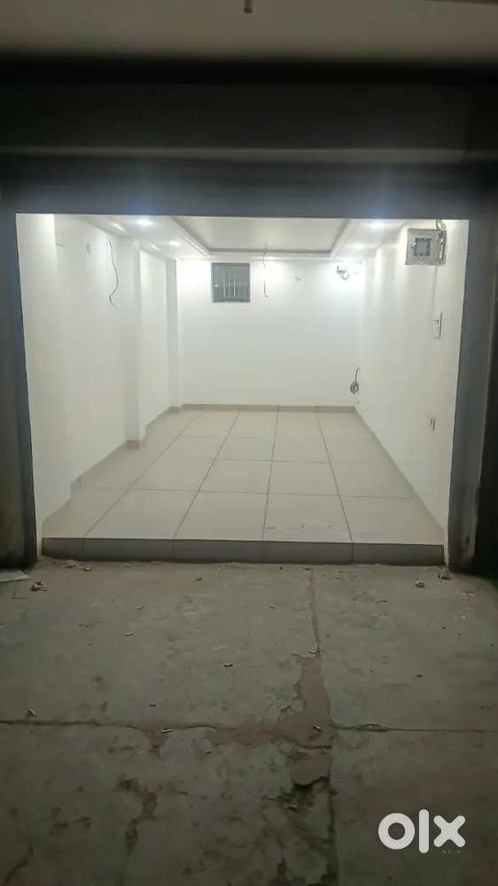 Fully furnished shop in channi