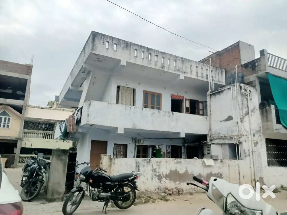 Prime location in Gurukul ,(Nr.H.B.K School)