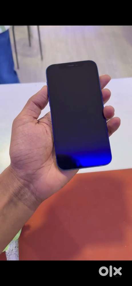 i phone 12  128gb     battery health  80%