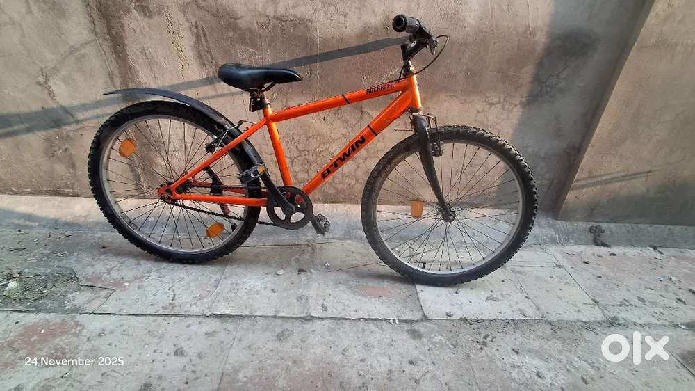 Btwin Rockrider – Immaculate Condition- Hardly Used  Urgent Sale