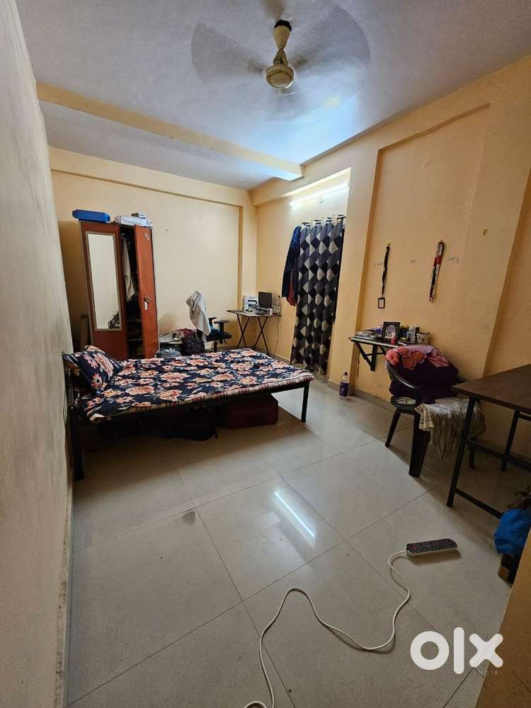 Need a roommate for 2 bhk