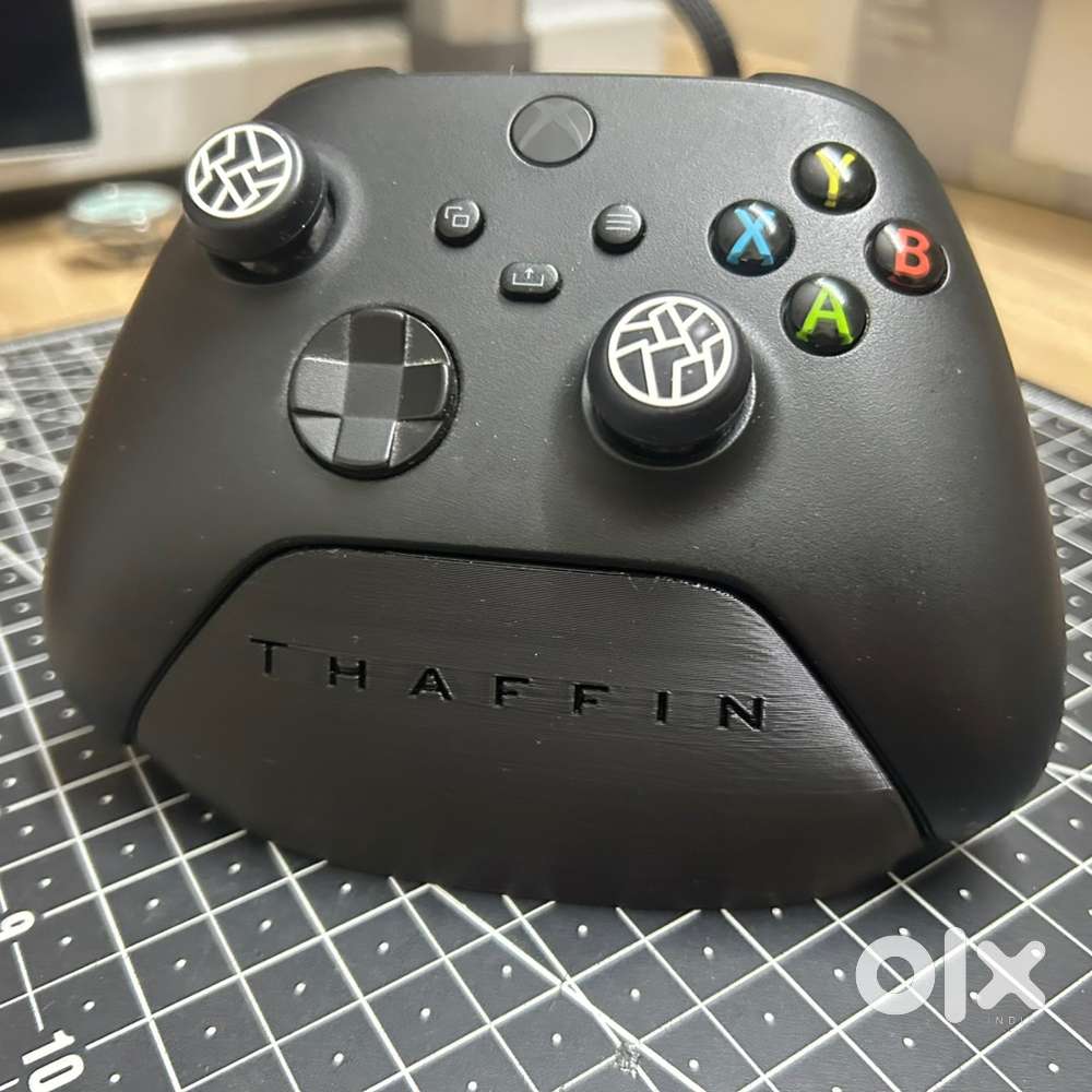 Xbox stand (customized with name)