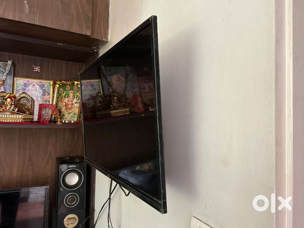Panasonic 32 inch LED TV slim