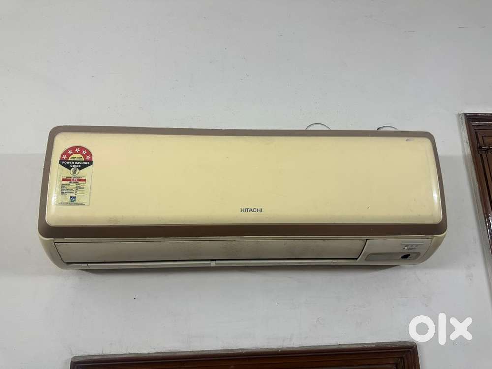 Hitachi 1 Ton ac 5 star rating